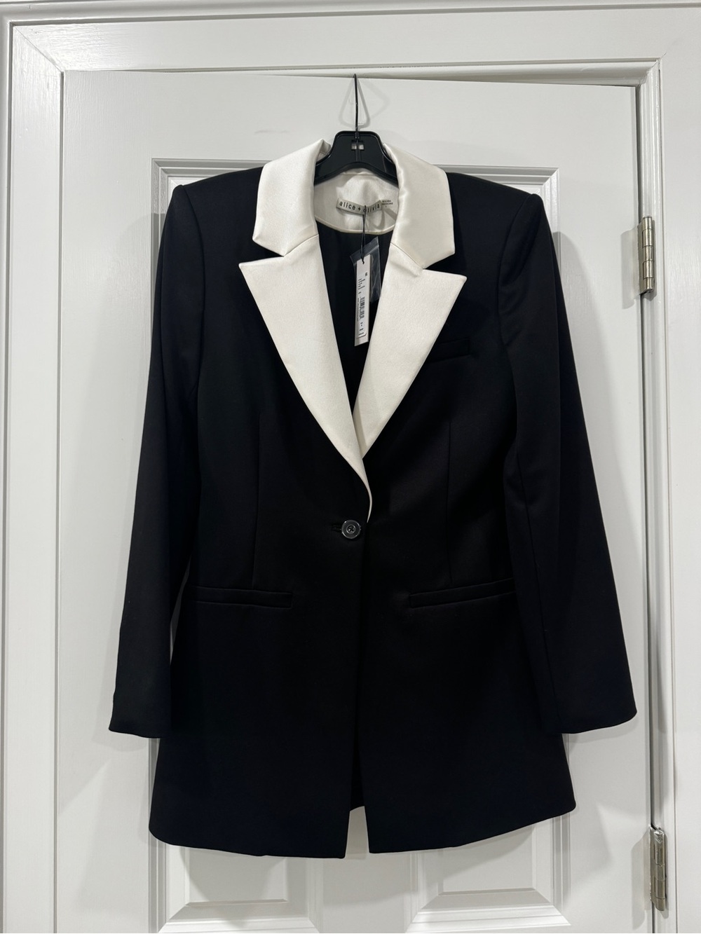 Alice + Olivia Black Blazer with White Contrast Lapel